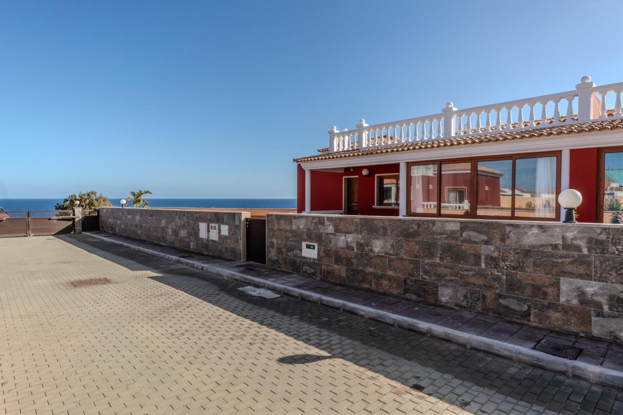 Villa Oceana - Cliffside Retreat Costa De Antigua Esterno foto